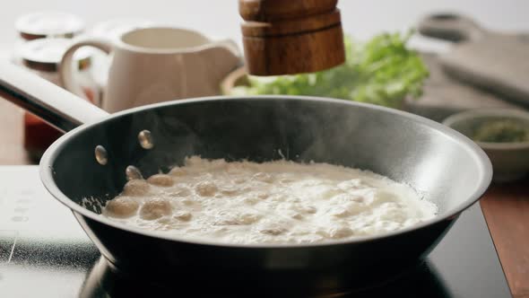 Cooking Mushrooms with Cream