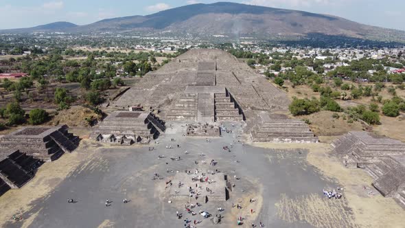 top view drone pyramids Teotihuacán mexico in calzada de los muertos, pyramid of sun and moon