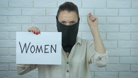 Masked Feminist