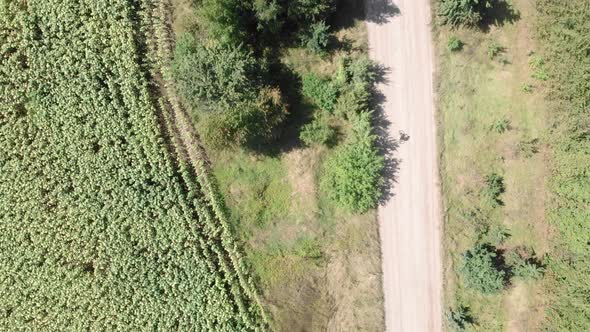 Gravel cycling