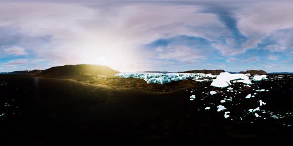 VR360 Icebergs Off Coast of Antarctica