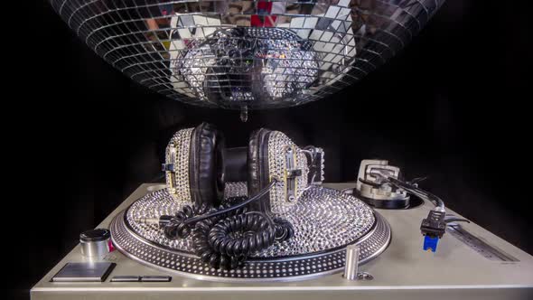 diamond crystals headphones turntables dj music party club