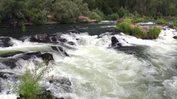 Aerial shot of white water rapids, Rouge River, Oregon, USA