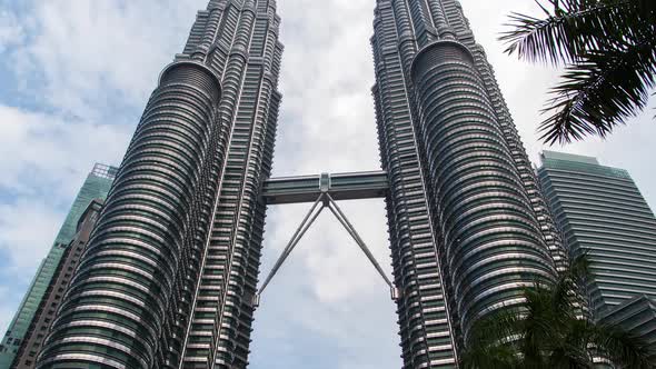 Hyperlapse Petronas Twin Towers Timelapse in Motion Kuala Lumpur, Malaysia