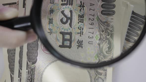Investigation Money Yen