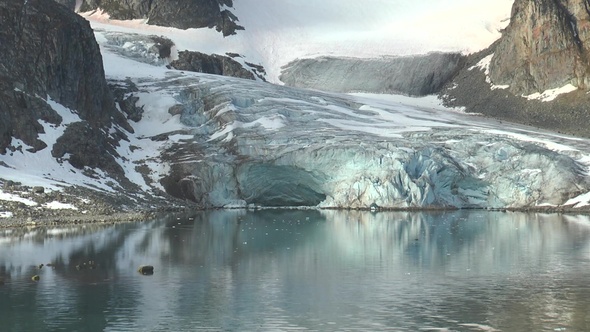 Climate change. Melting glaciers and icebergs in the ocean. Unesco World Heritage Site.