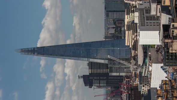 Vertical Video Timelapse of the Skyline of London