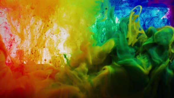 Deep Multicolored Paint Jets Flow Spreading in Clear Water alt