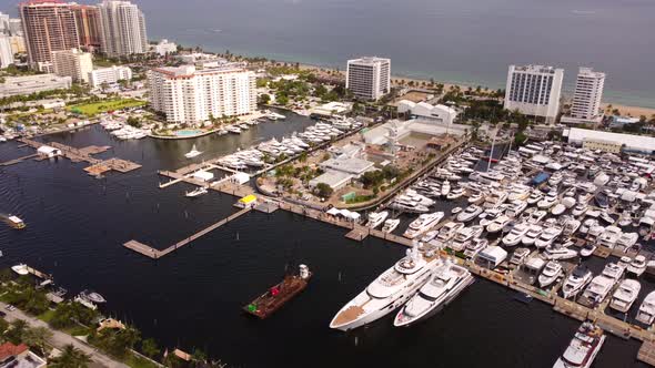 Busy Setting Up At The Fort Lauderdale Boat Show 2021