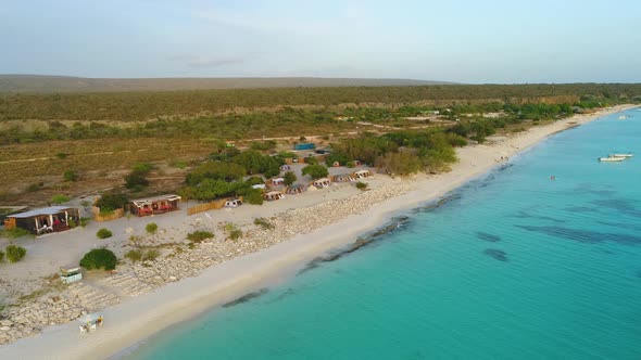 Gorgeous Eco del Mar seaside remote resort with tent accommodations by spectacular turquoise sea wat