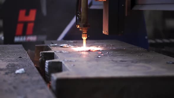 Cutting metal with a laser