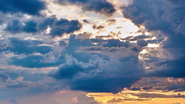 Time Lapse Sky and Clouds Flowing Amazing Colorful Clouds Over Sea Timelapse