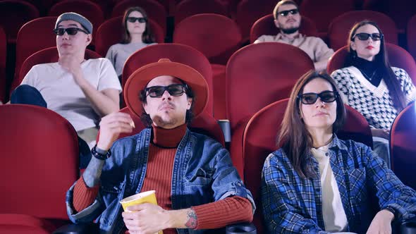 Viewers Get Distracted at the Cinema Because One Guy Sneezes