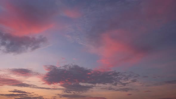 4K Sky Time lapse, Beautiful background, Sky Timelapse of skyscrapers. alt