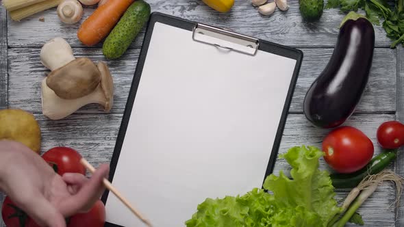 Faceless Cook Spinning Pencil with List of Ingredients