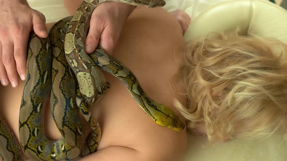 Python Crawling on Female Back