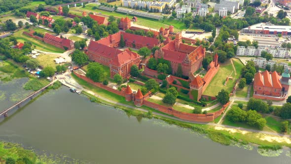 Malbork,Poland.Aerial 4K video from drone to Medieval Malbork ( Zamek w Maborku, Ordensburg Marienbu