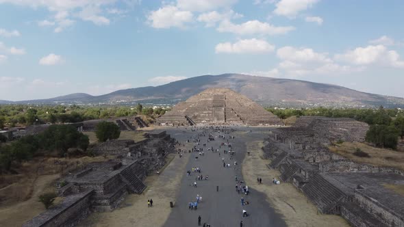 top view drone pyramids Teotihuacán mexico in calzada de los muertos, pyramid of sun and moon