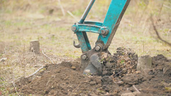 Working Excavator Bucket