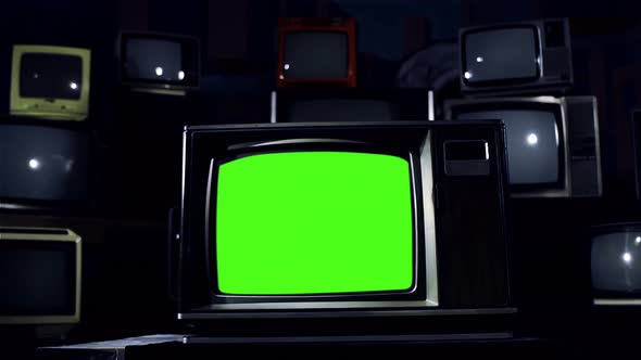 Vintage TV Set with Green Screen. Dark Tone. 4K Version.