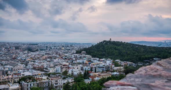 Timelapse of the city Athen while sunset.