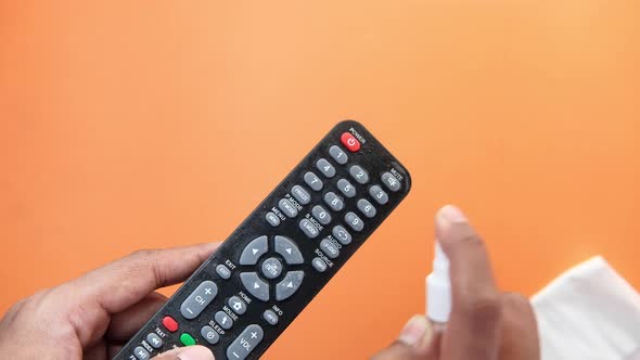 Cleaning Tv Remote Control with an Antibacterial Fabric Tissue