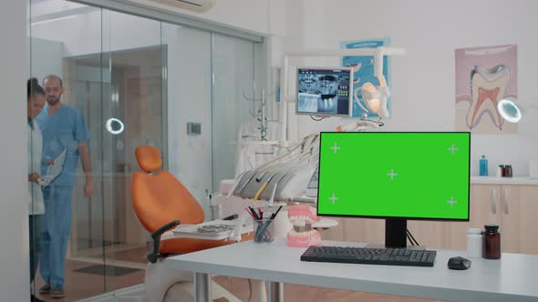 Horizontal Green Screen on Computer in Dentist Office