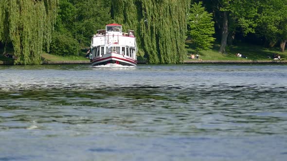 Berlin City - Spree River - Ship and Park