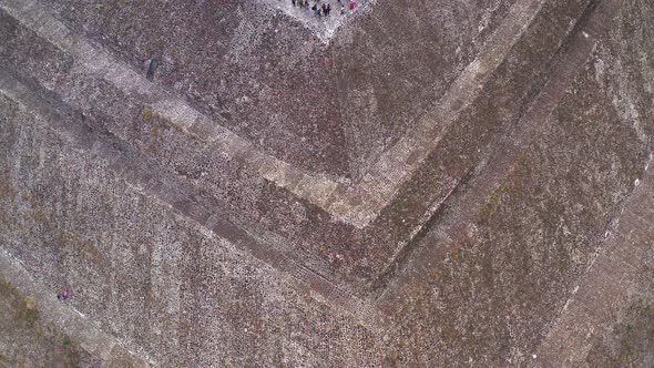 AERIAL: Teotihuacan, Mexico, Pyramids (Flying Away)