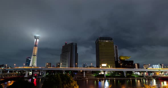 Timelapse of Tokyo city at night 