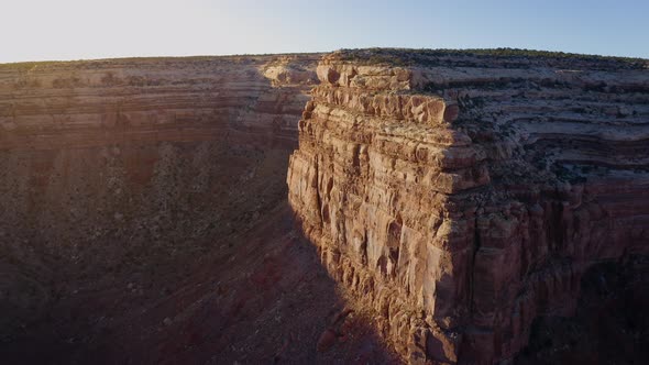 Aerial shot of the cliffs along the edge of Cedar Mesa in Southern Utah