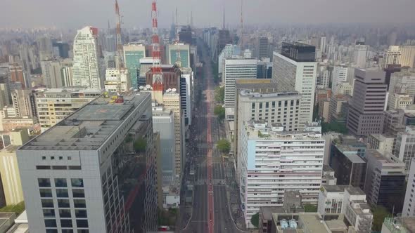 Drone Sao Paulo downtown av Paulista 4k