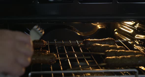 Cooking meat dish in the oven