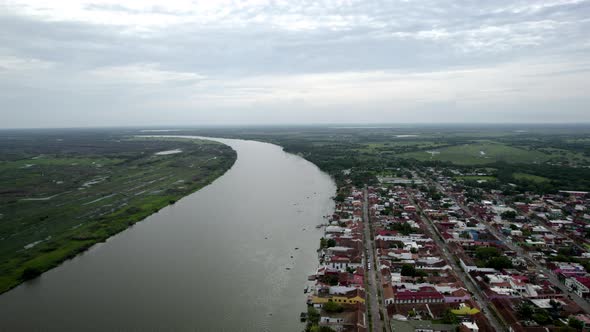 backwards drone shot of the city of Tlacotalpan in veracruz, a world heritage site