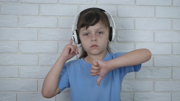 Listen to bad music. alt