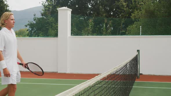 Tennis players shaking hands