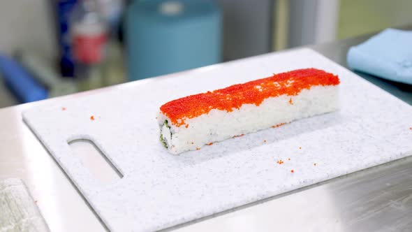 Cutting Sushi with a Knife