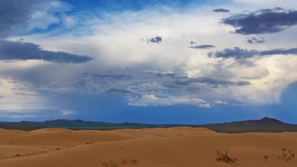 Beatiful Landscape in Desert at Sunset Timelapse