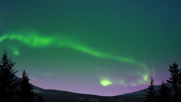 Aurora Borealis Time Lapse at Dawn