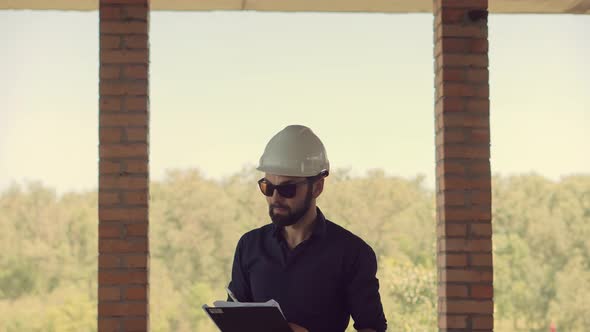 Real Estate Building Project Manager. Developer Builder Foreman  Read Blueprints. Civil Architect.
