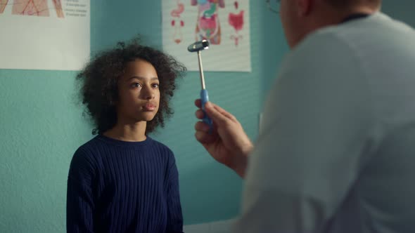 Teen Girl Visit Neurologist in Modern Clinic Close Up