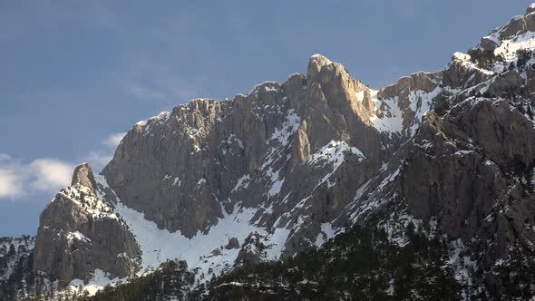 High Rocky Mountain Walls