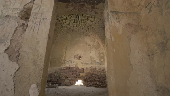 Tilt up of a ruined chamber