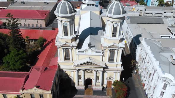 Catholic church of the Colegio San Ignacio Temple (Santiago, Chile)