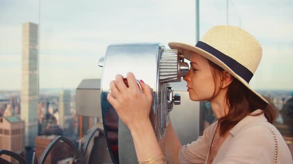 Young woman at the viewpoint, NYC