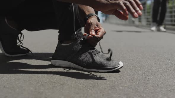 Man exercising in an urban setting