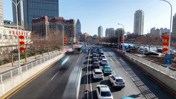 Chinese Autos on Tianjin Heping District Embankment Timelase