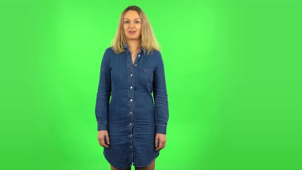 Fair Woman Is Laughing, Green Screen