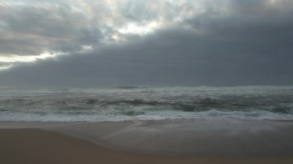 Dramatic Sea Waves