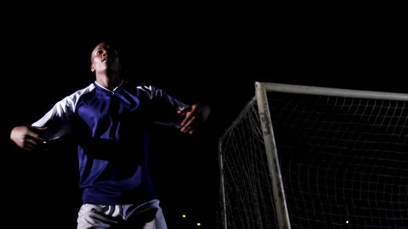 Soccer player playing soccer 4k